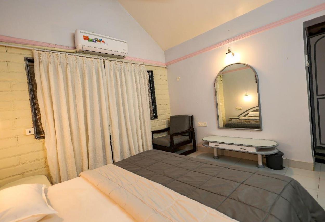 Valleycrest Villa With Swimming Pool Mahābaleshwar Exterior foto